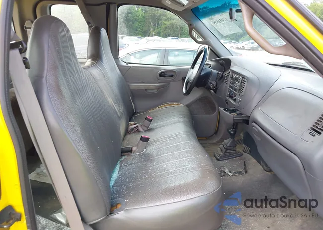 1FTRX18W0YKB28000: 42451649