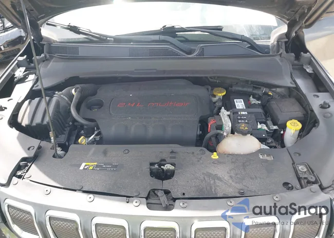 3C4NJDBB1NT164523: 42452927