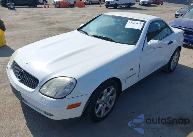 WDBKK47F7XF126995: 42453023