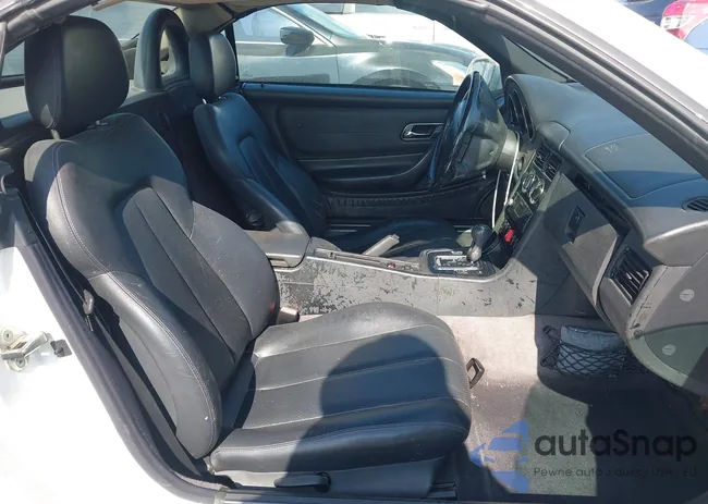 WDBKK47F7XF126995: 42453023