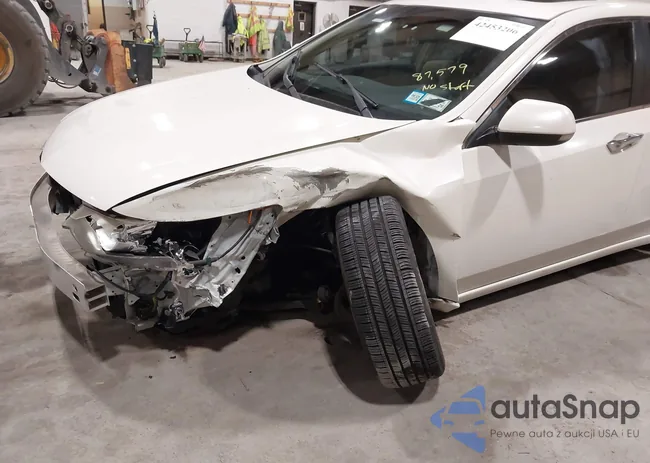 JH4CU2F66BC009956: 42453206