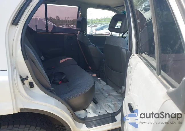 4S2CK58D3W4301606: 42453329