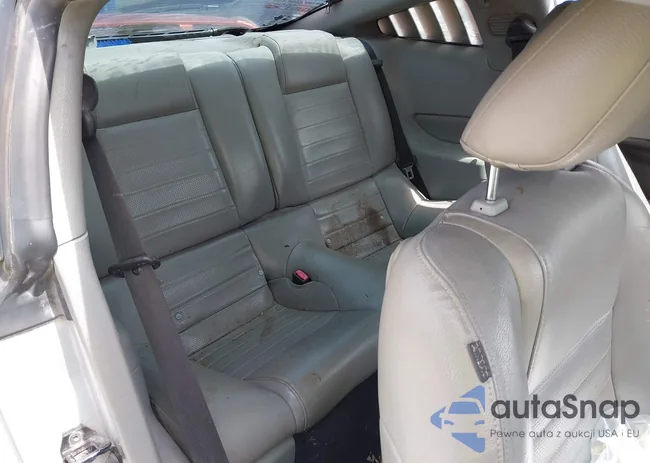 1ZVHT82H455106910: 42453334