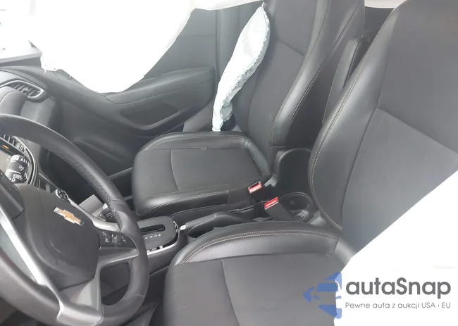 3GNCJLSB8JL293202: 42453337