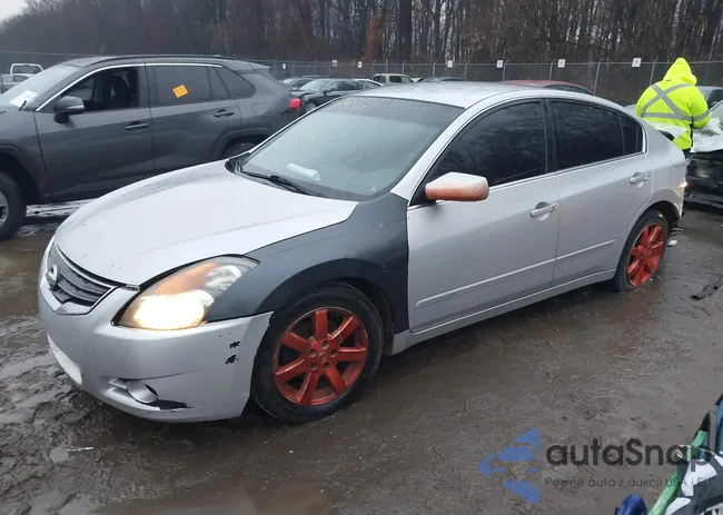 1N4AL2AP4BN457179: 42452520