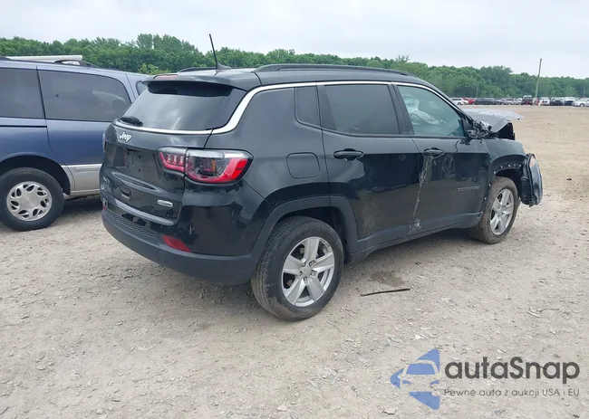 3C4NJDBB3NT113332: 42452658