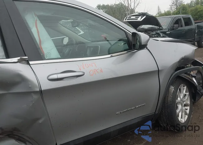 1C4PJLCS1EW106021: 42453754