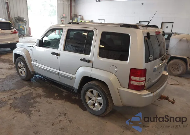 1J4PN2GK3BW557739: 42453928