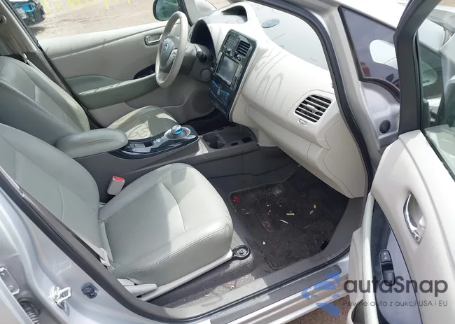 JN1AZ0CPXBT005973: 42454139