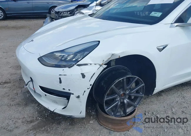 5YJ3E1EB0JF093846: 42454232