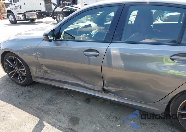 3MW69FF07P8C98327: 42453378