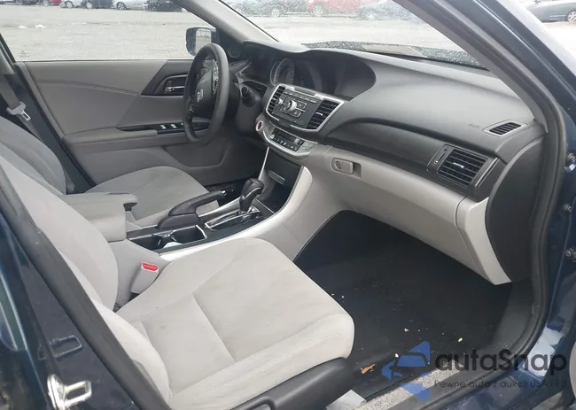 1HGCR2F73FA245107: 42453472