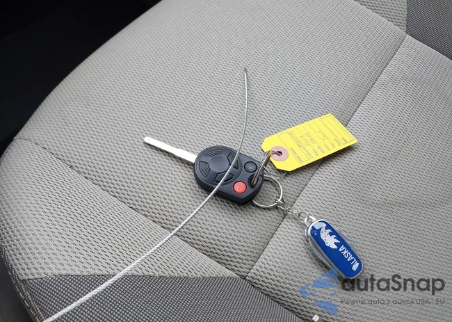 1FADP3F26DL215593: 42453550