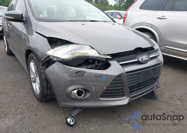 1FADP3F26DL215593: 42453550