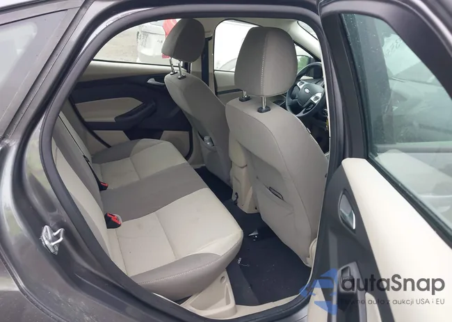 1FADP3F26DL215593: 42453550