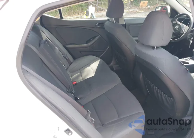 KNAGM4A75F5615724: 42453579