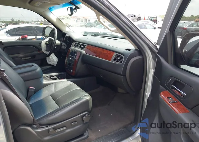 1GNSCJE08DR378459: 42453650