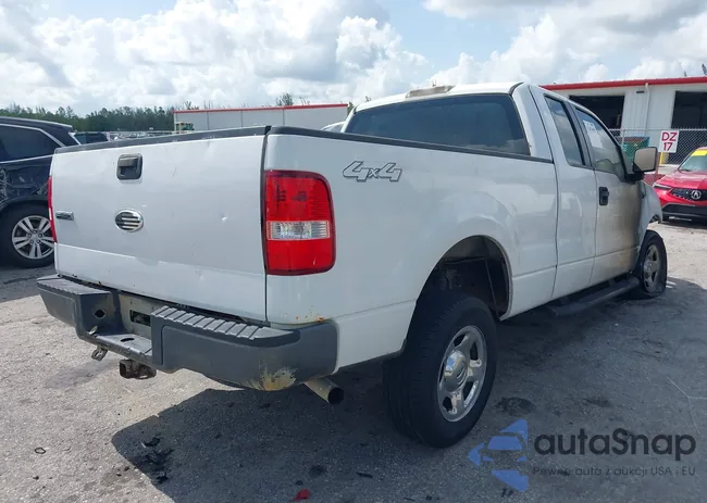 1FTRX14WX8KE92544: 42453699