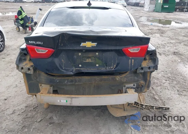 1G1ZB5ST4JF216575: 42455050