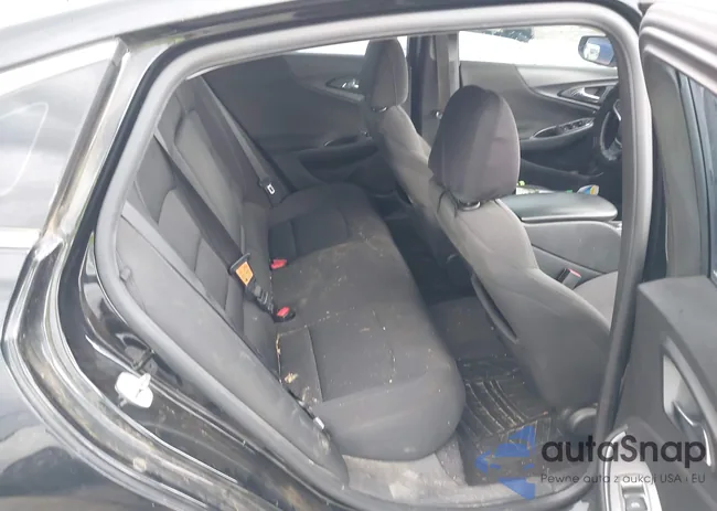 1G1ZB5ST4JF216575: 42455050