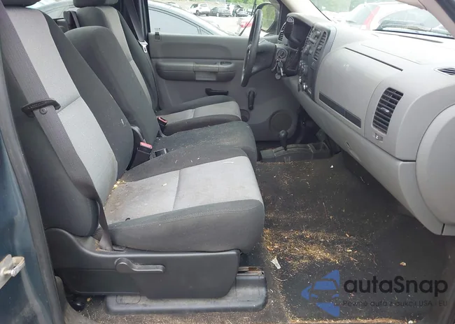 1GCEK14007Z587550: 42454344