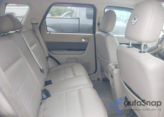 1FMCU59309KB22463: 42454455