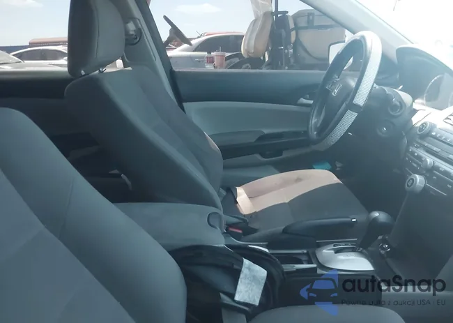 1HGCP2F39BA053039: 42456015