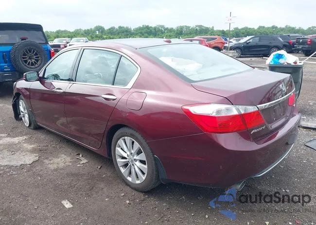 1HGCR3F82FA000880: 42456108