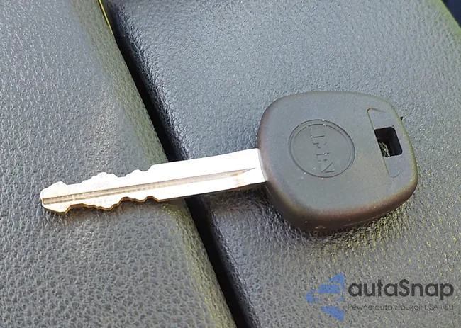 2T1BURHE7EC137063: 42456139