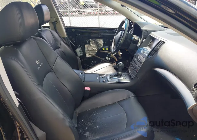 JN1CV6AP5CM932207: 42456154