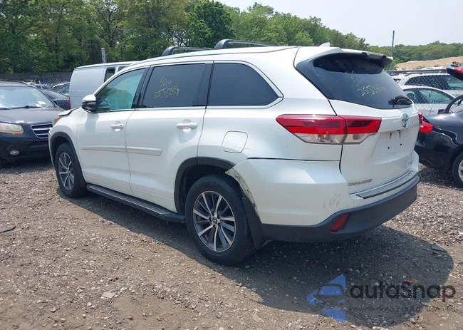 5TDJZRFH3JS877401: 42455503