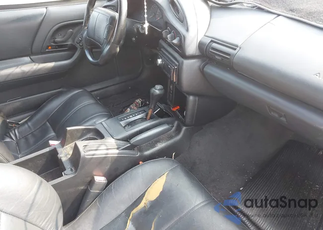 2G1FP22K2T2149523: 42455538