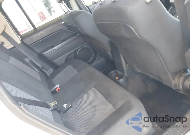 1C4NJRBB4FD214609: 42455686