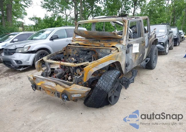 1C4HJWDG8JL921084: 42456733