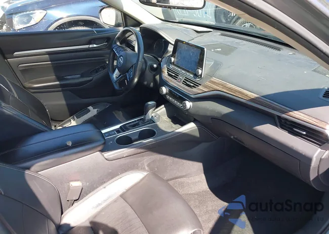 1N4BL4EV3KC209364: 42456784