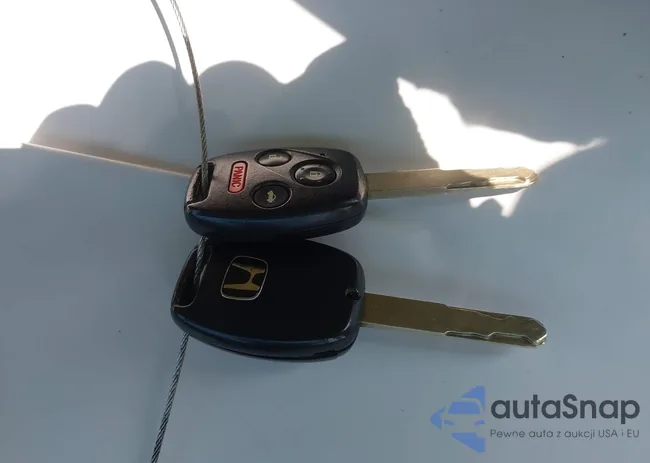 1HGCP26868A001954: 42456941