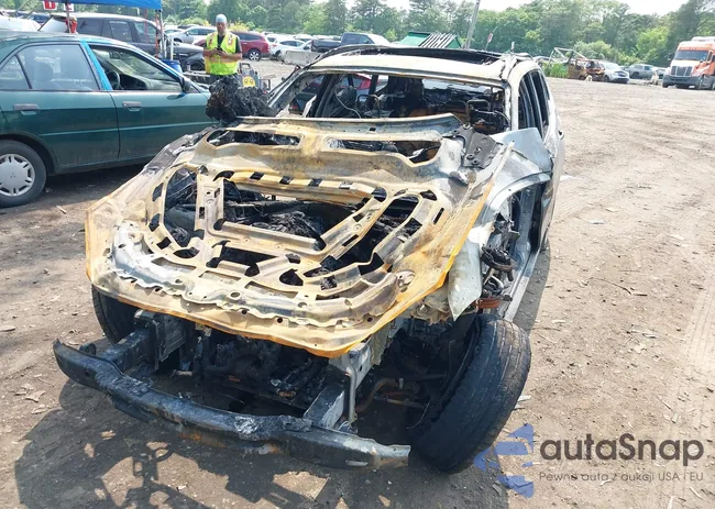 WBAVL1C5XFVY24588: 42457120