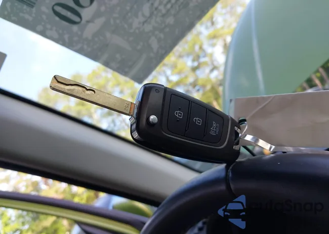 KMHRC8A31NU178646: 42457150