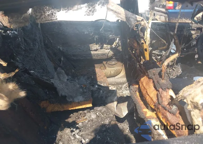 5XXGT4L33JG238086: 42457153