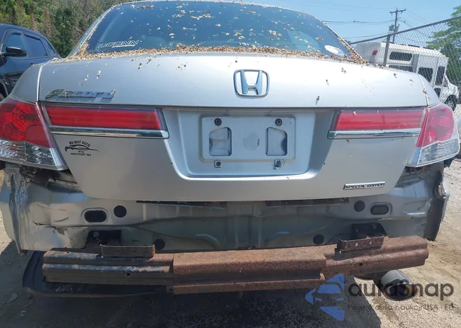 1HGCP2F62CA149400: 42457199