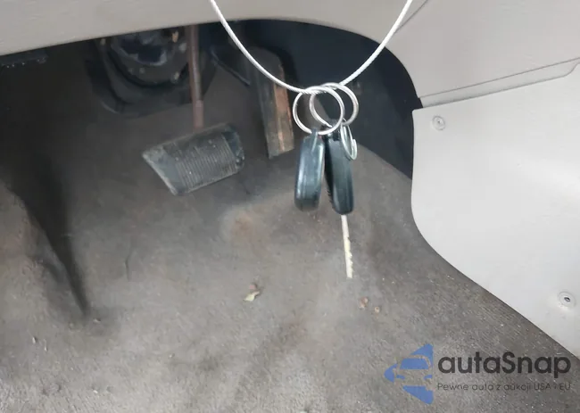 2C8GF68475R275853: 42456377