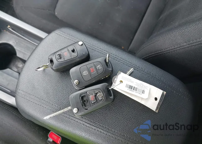 KNDPB3A25C7300865: 42457904