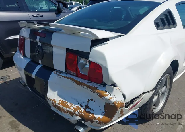 1ZVFT82H155226414: 42458005