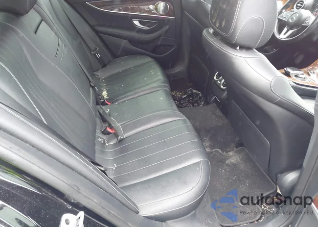 WDDZF4KB1KA546319: 42458007