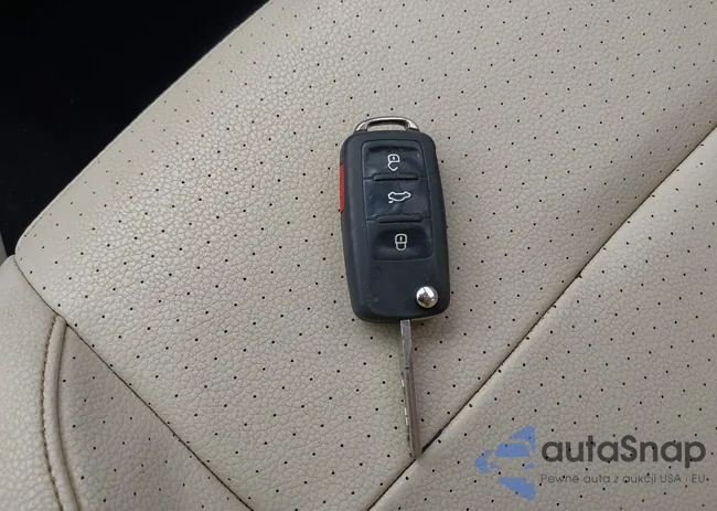 3VWPL7AJ1CM637497: 42458017