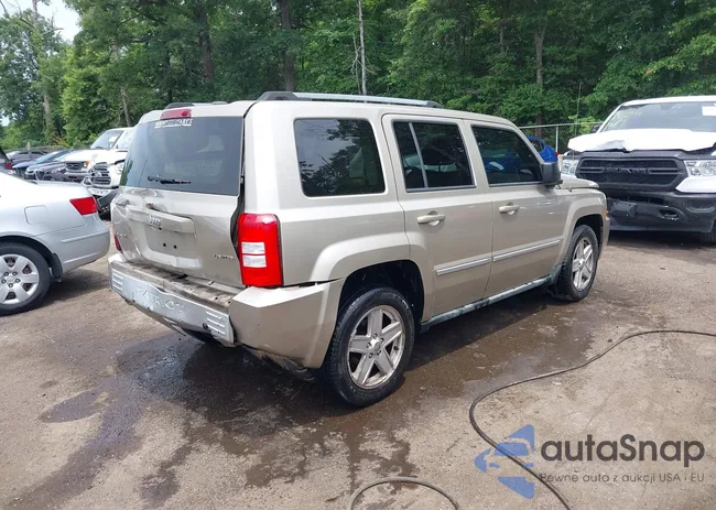 1J4NF4GB3AD580190: 42458071