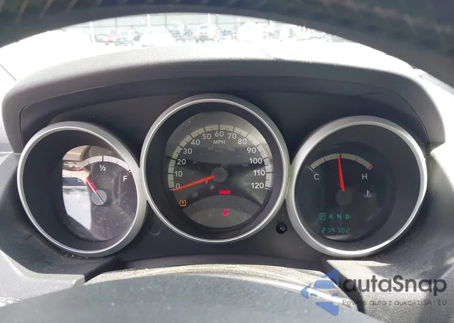 2D4RN4DE3AR334975: 42458181