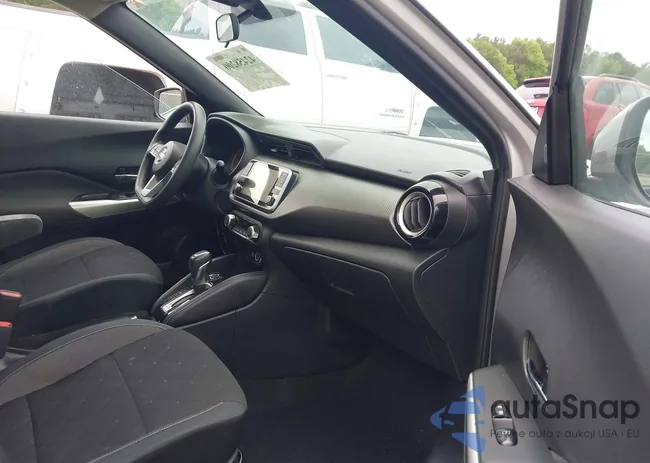 3N1CP5CVXLL510122: 42458200