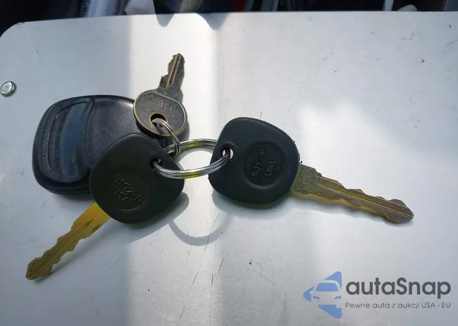 2GCEK13T251238276: 42458279