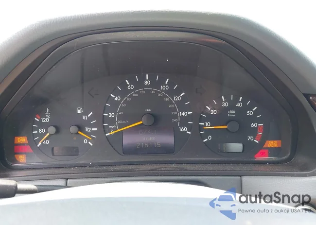 WDBJF82J6YX036008: 42457377